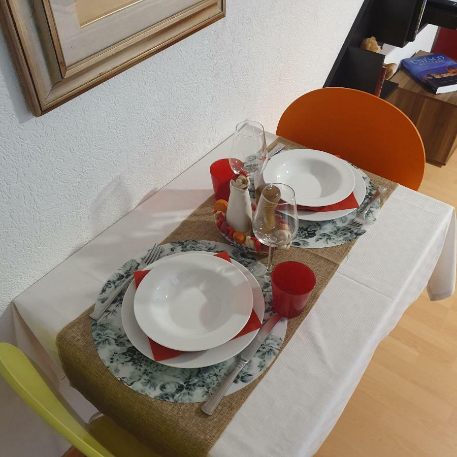 Buongustaio1 Zimmer Mit Ensuite T&B Моршах Екстериор снимка